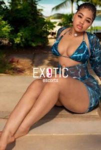 Chomboni Escorts